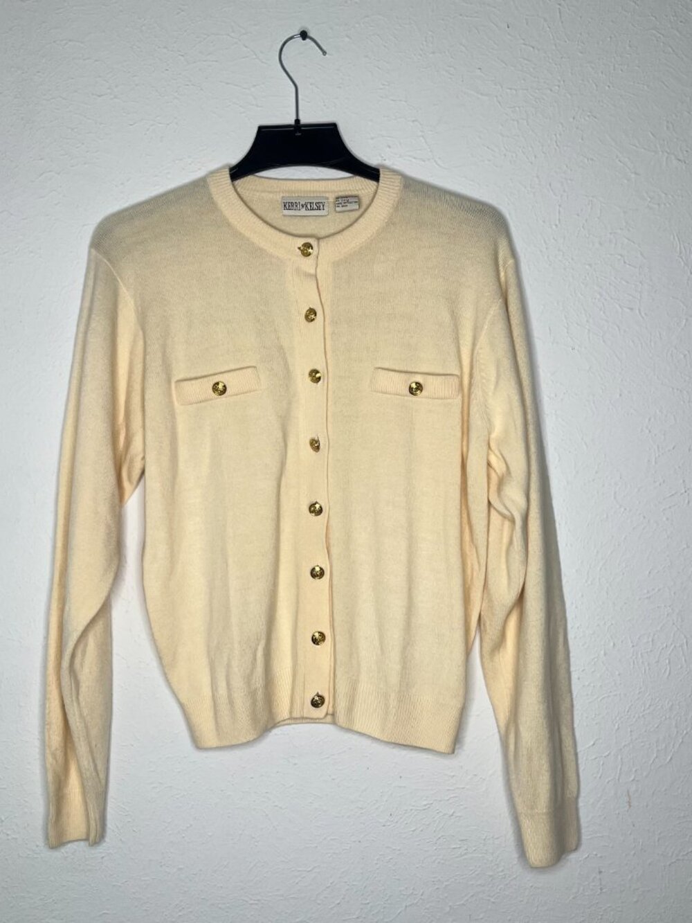 Vintage Kerri & Kelsey Cream Cardigan Sweater Soft Acrylic Stretch Size Large